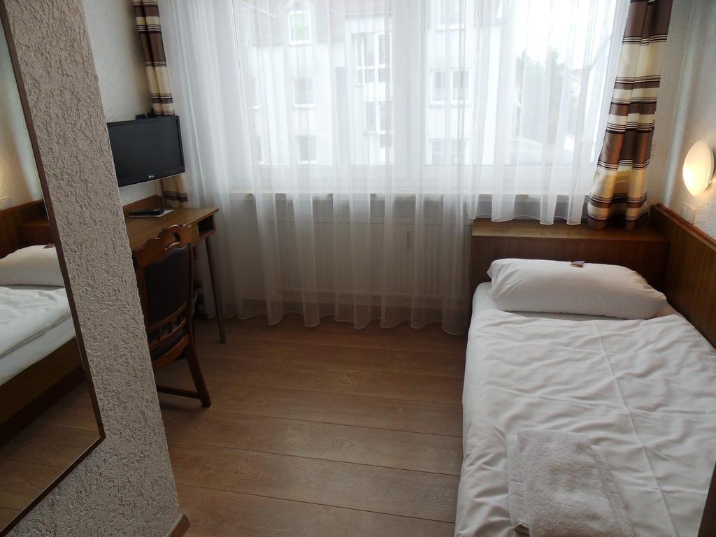 Hotel Linnert Weiterstadt Rom bilde